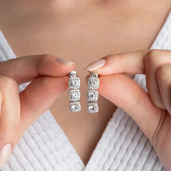Halskette aus 925er Silber mit funkelnden Dazzle-Ohrringen von AURIME, detailreiche Gestaltung, leuchtender Schmuck.