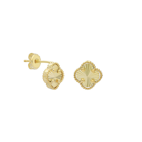 Silberne KLEE Ohrstecker II aus 925er Silber von AURIME, detailreiche Ohrschmuck mit Klee-Motiv, glänzend und elegant.