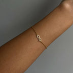 MINIMAL INFINITY ARMKETTE aus 925 Silber - Eleganter Halskette - AURIME