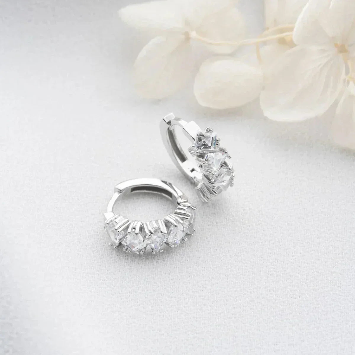 LUMINA OHRRING aus 925 Silber - Eleganter Ohrringe - AURIME