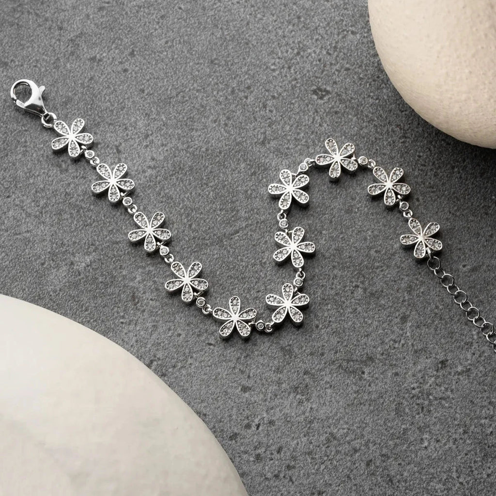 ZIRKONSTEIN BLUME ARMBAND aus 925 Silber - Eleganter Armband - AURIME