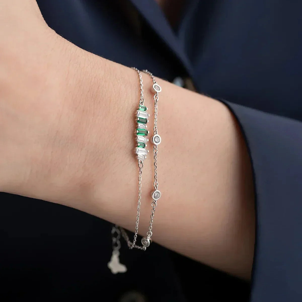 GRÜNER STEIN BAGUETTE ARMBAND aus 925 Silber - Eleganter Armband - AURIME