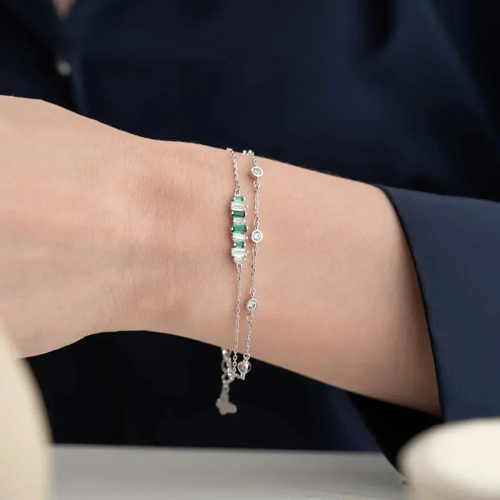 GRÜNER STEIN BAGUETTE ARMBAND aus 925 Silber - Eleganter Armband - AURIME