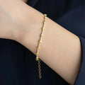 Silberarmband von Aurime, Zenith Marke, aus 925 Silber, detailreiche Oberfläche und elegantes Design, Nahaufnahme.