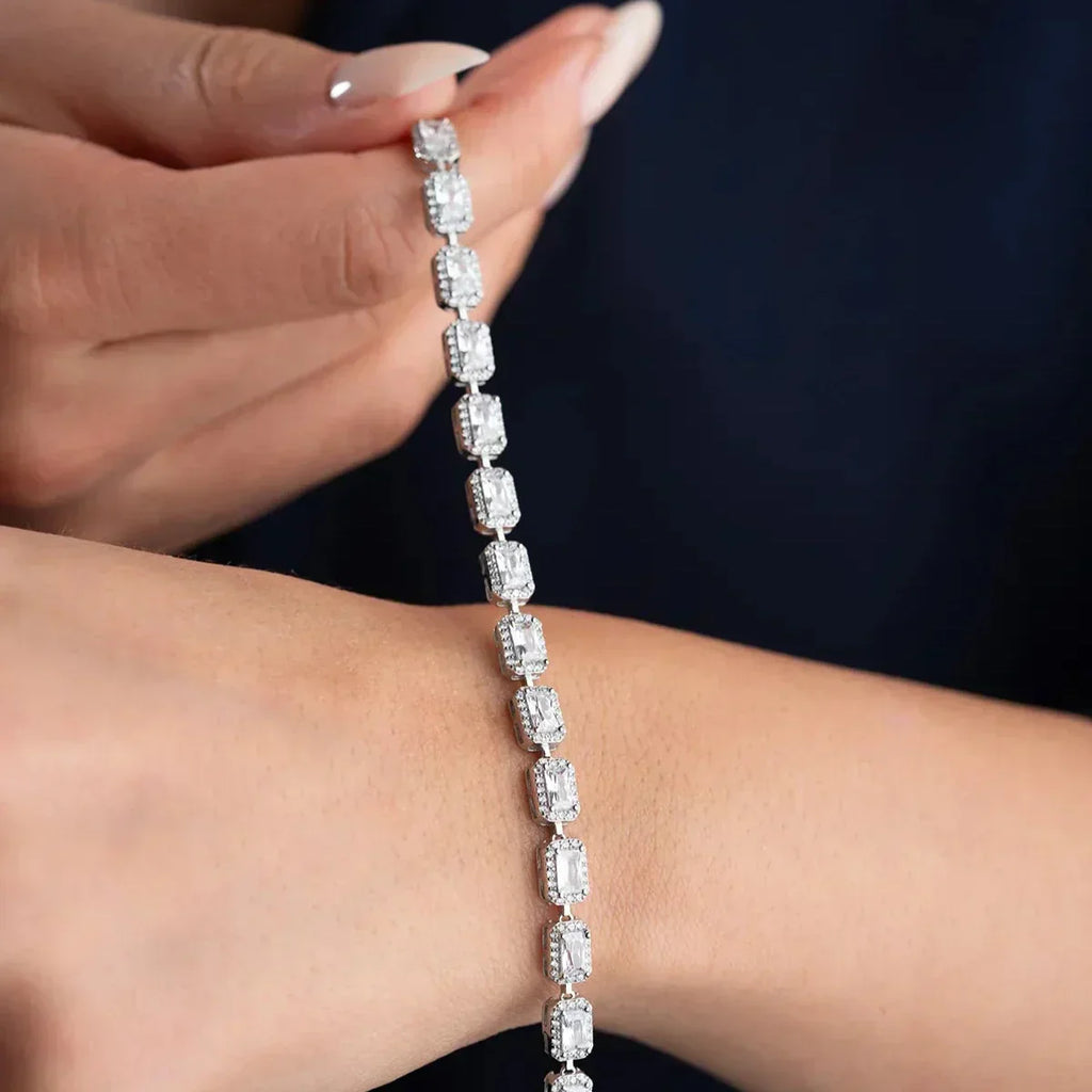 ARMBAND MIT BAGUETTE STEIN aus 925 Silber - Eleganter Armband - AURIME