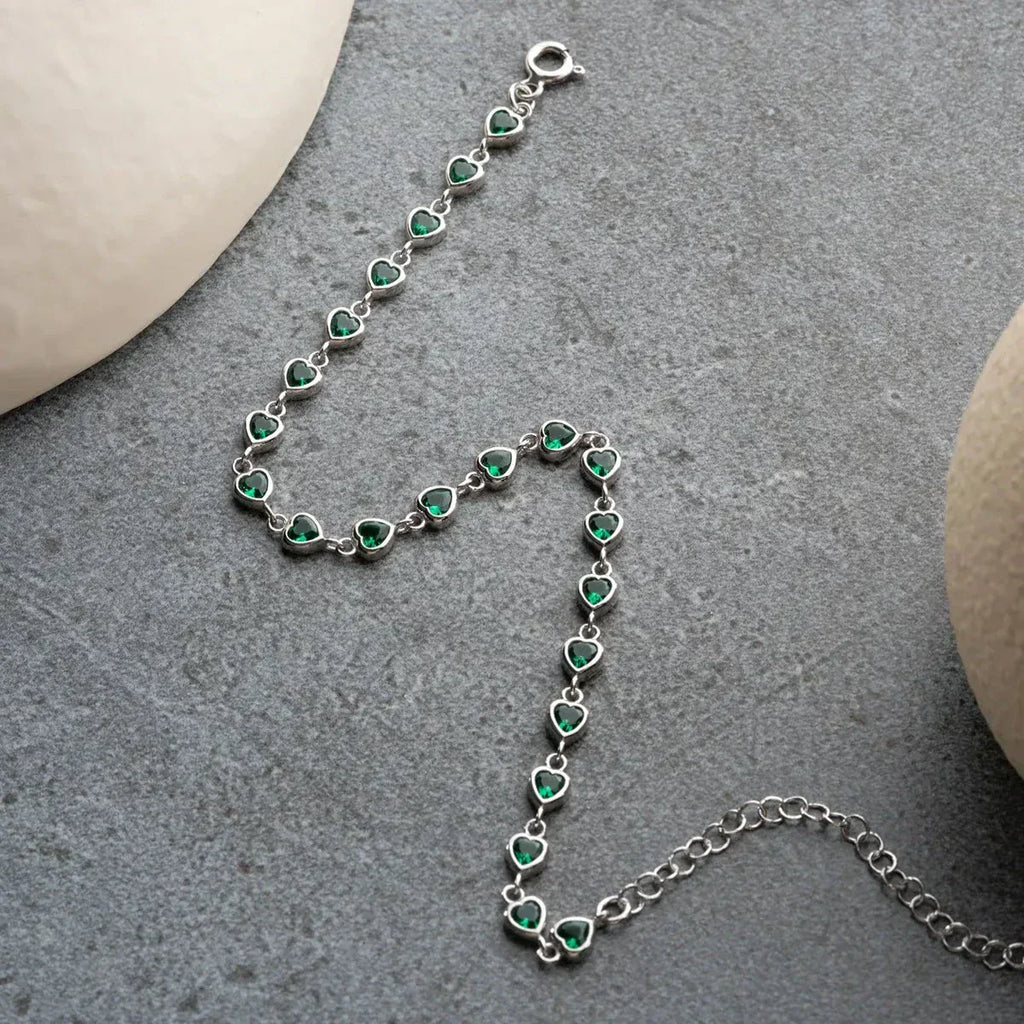 MINI HERZ SMARAGD ARMBAND aus 925 Silber - Eleganter Armband - AURIME