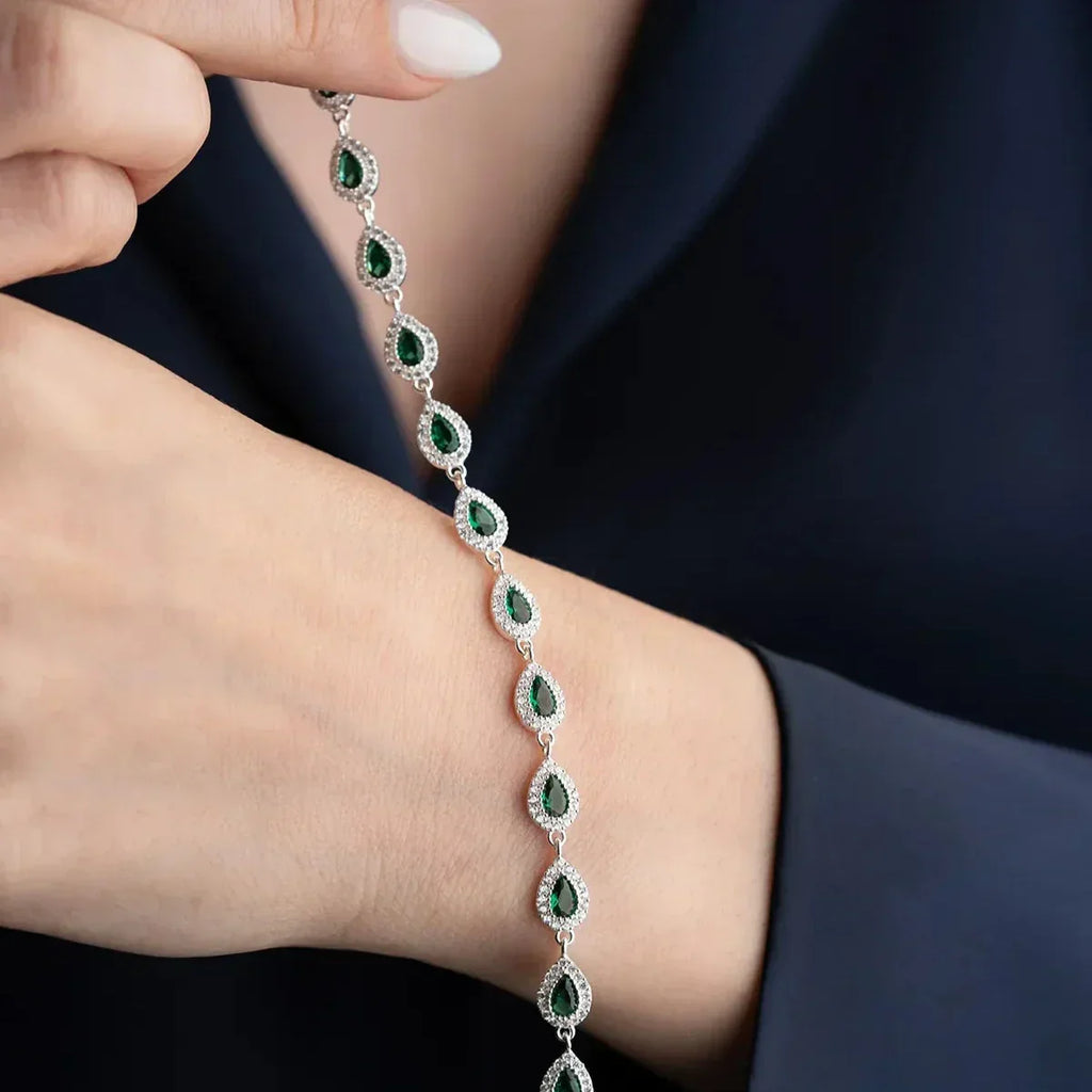 TROPFENSTEIN SMARAGD ARMBAND aus 925 Silber - Eleganter Armband - AURIME