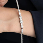 DIAMANT BLOOM ARMBAND aus 925 Silber - Eleganter Armband - AURIME