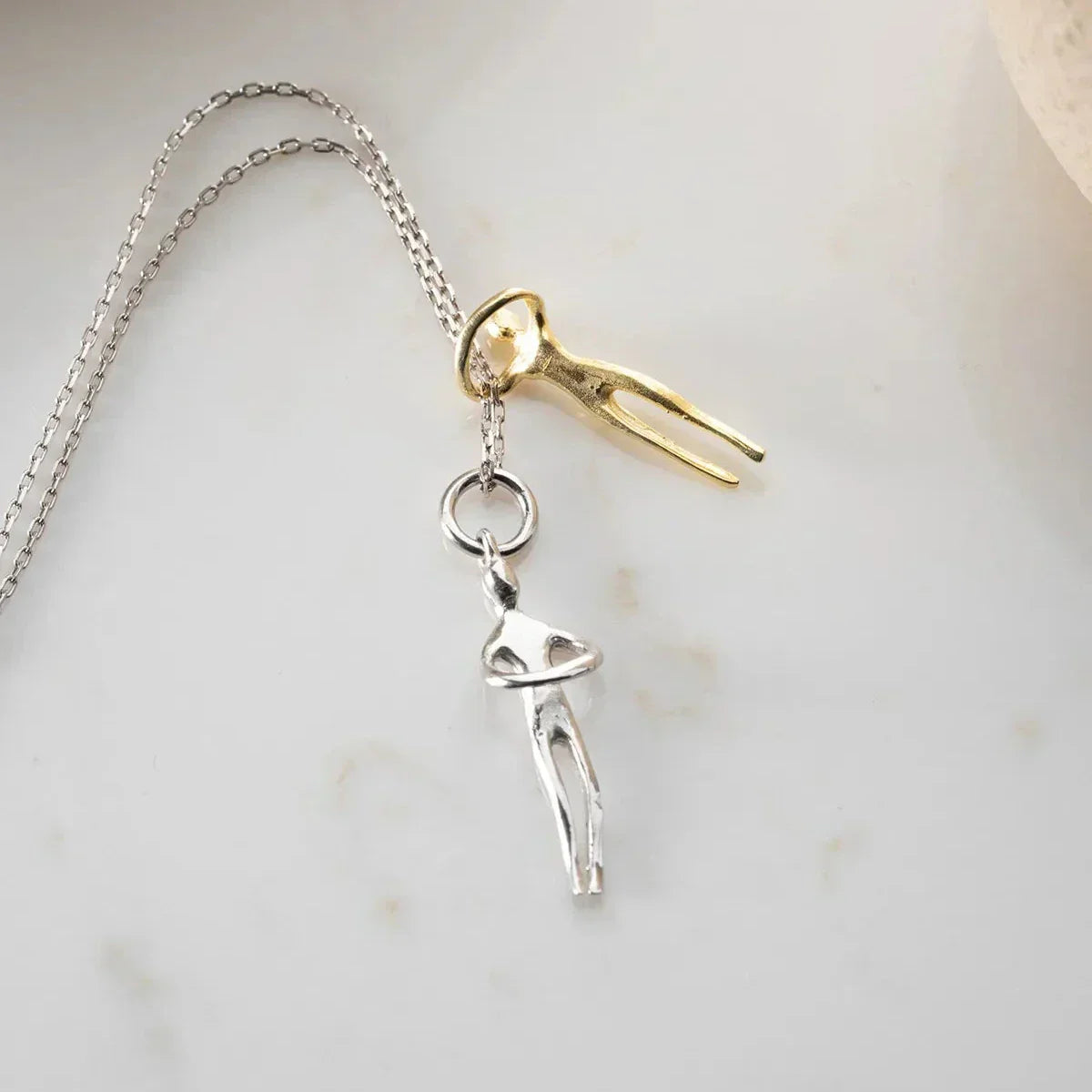HUG LIEBE HALSKETTE aus 925 Silber - Eleganter Halskette - AURIME
