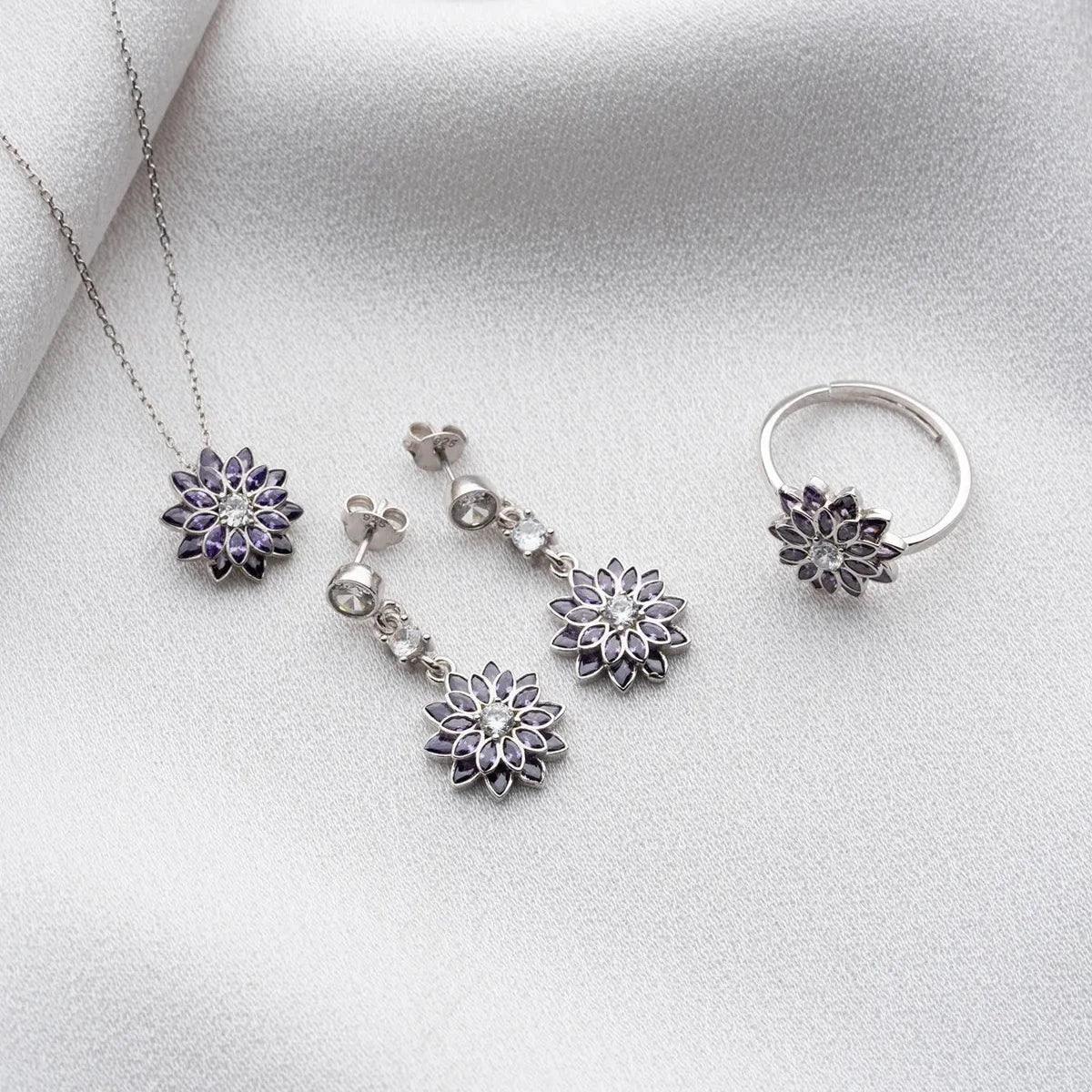 LILA EINZELSTEIN LOTUS HALSKETTE OHRRING RING SET | 925 SILBER