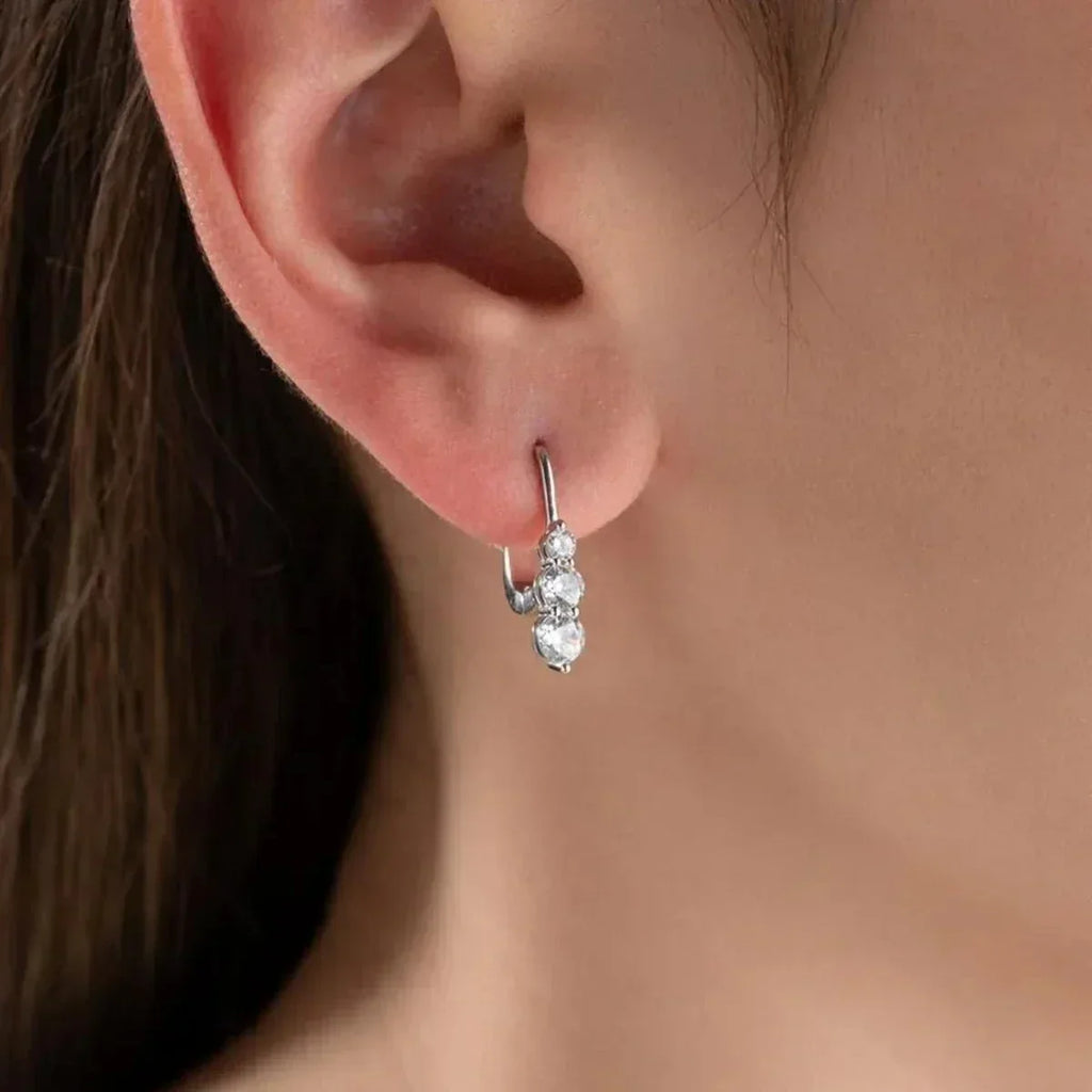 NUVIA OHRRINGE aus 925 Silber - Eleganter Ohrringe - AURIME
