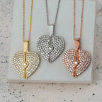 GRAVUR HERZ & ZIRKONIA HALSKETTE aus 925 Silber - Eleganter Halskette - AURIME