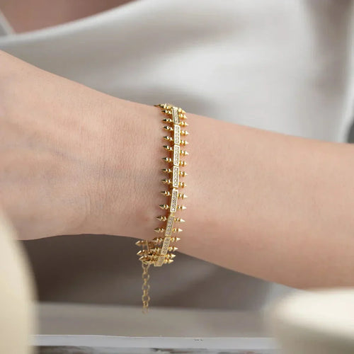 Aurenarmband aus 925 Silber von AURIME, elegantes Design mit feinen Details, auf weißem Hintergrund fotografiert