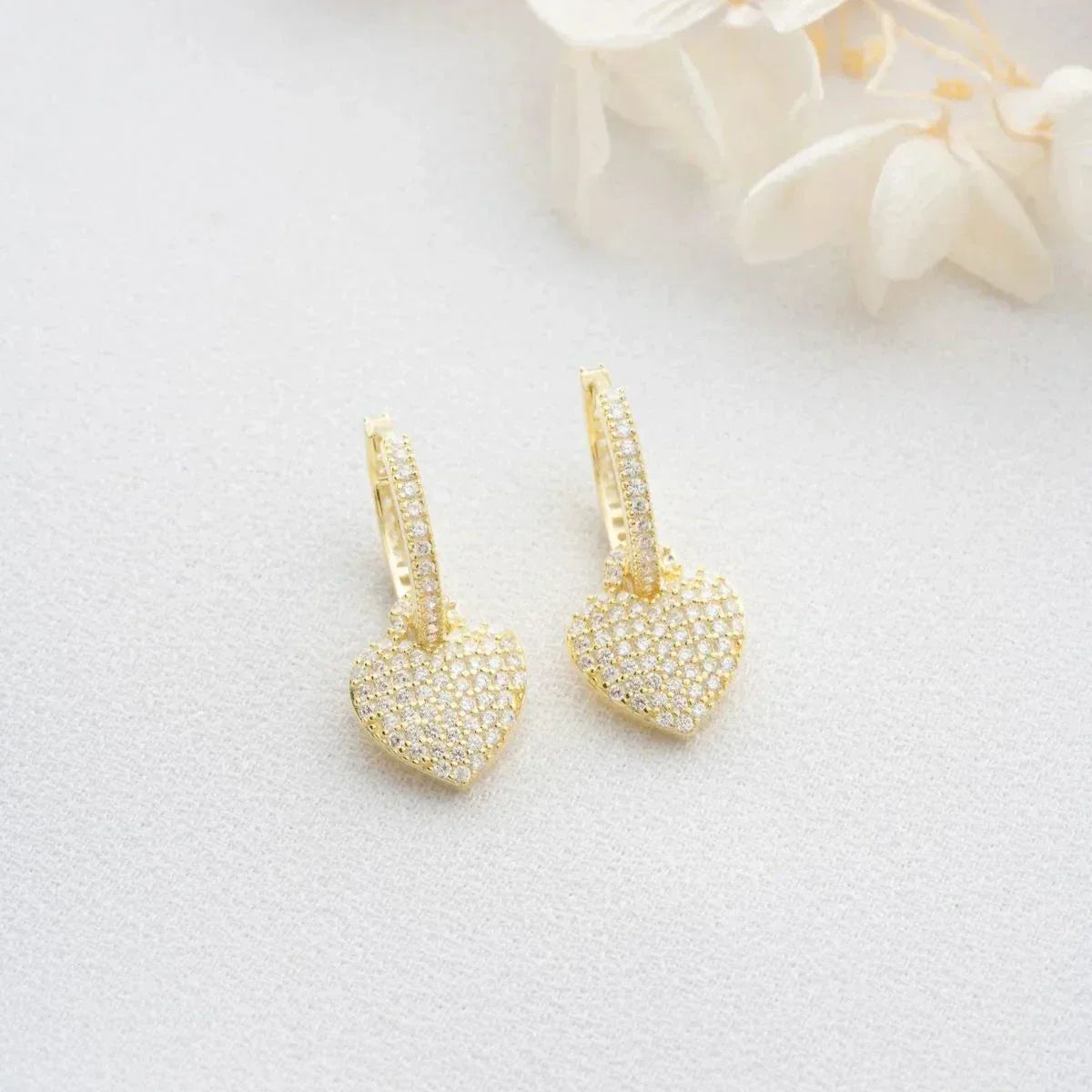 ZIRKONIA HERZ OHRRINGE aus 925 Silber - Eleganter Ohrringe - AURIME