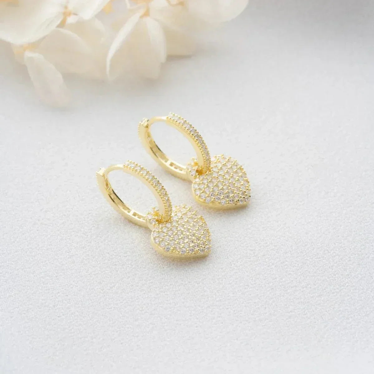 ZIRKONIA HERZ OHRRINGE aus 925 Silber - Eleganter Ohrringe - AURIME