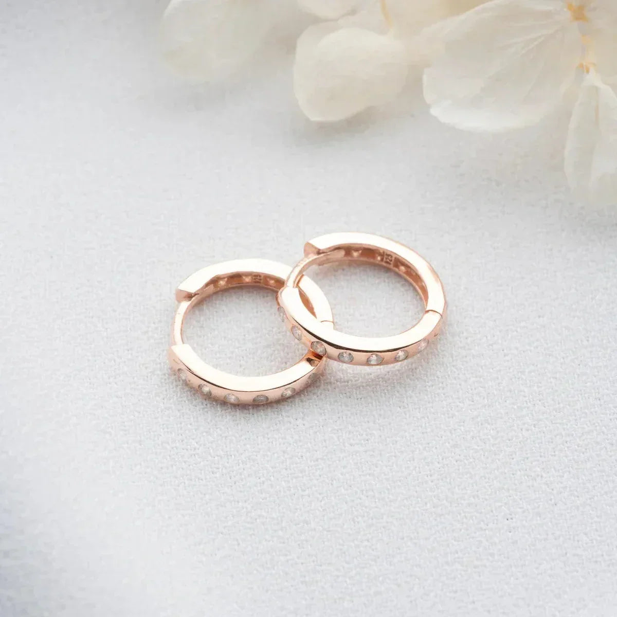 MINI CREOLEN ZIRKONIA OHRRING aus 925 Silber - Eleganter Ohrringe - AURIME