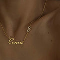 Silberne Namensketten mit Unendlichkeitssymbol, 925 Silber, elegantes Schmuckstück von AURIME, detailreiche Kette mit Anhänger
