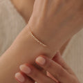 GLÄNZENDE DORICA MINI KLAMMER-KETTE MIT ZWISCHENKETTE ARMKETTE | 14K GOLD