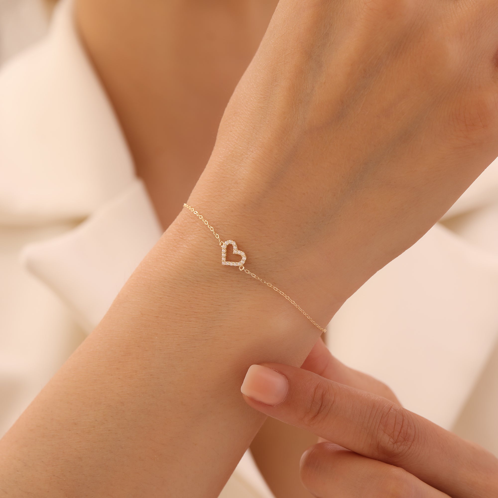 MINIMALES STEINHERZ ARMKETTE | 14K GOLD