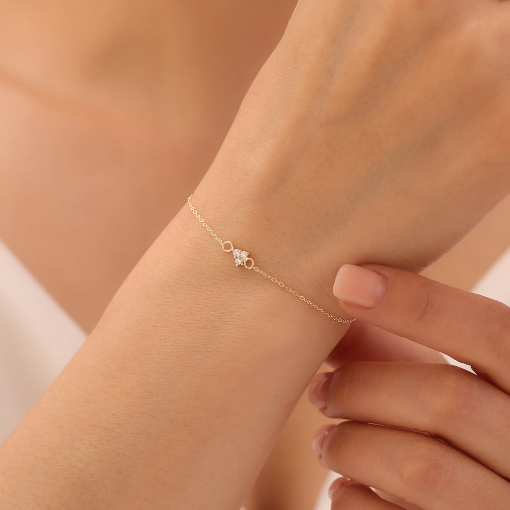 MINIMALISTISCHE DREISTEIN-ZARFET ARMKETTE | 14K GOLD