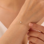 MINIMALISTISCHE DREISTEIN-ZARFET ARMKETTE | 14K GOLD