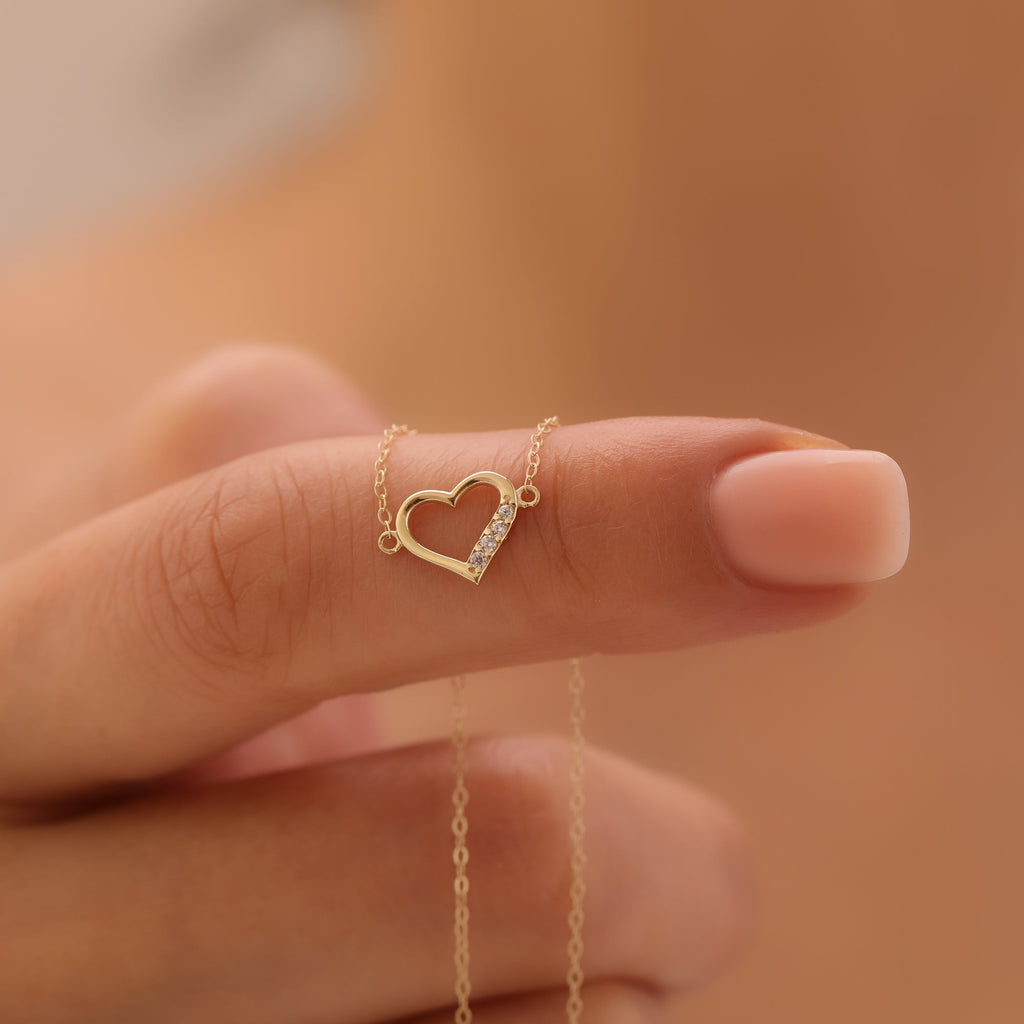MINIMALISTISCHES HERZ MIT VIER ZIRKONIA-STEINEN ARMKETTE | 14K GOLD