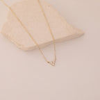 MINIMALISTISCHES DREIECK MIT ZIRKONSTEIN HALSKETTE | 14K GOLD