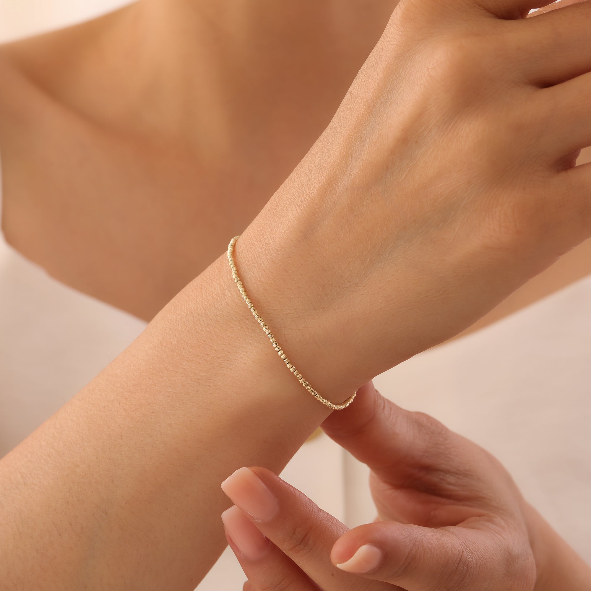 MINIMALISTISCHES FEINES DORIKA-ARMBAND ARMKETTE | 14K GOLD