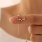 ZIRKONIA-STEINBESETZTER ELEGANTER ZWEIG TRIEB ARMKETTE | 14K GOLD