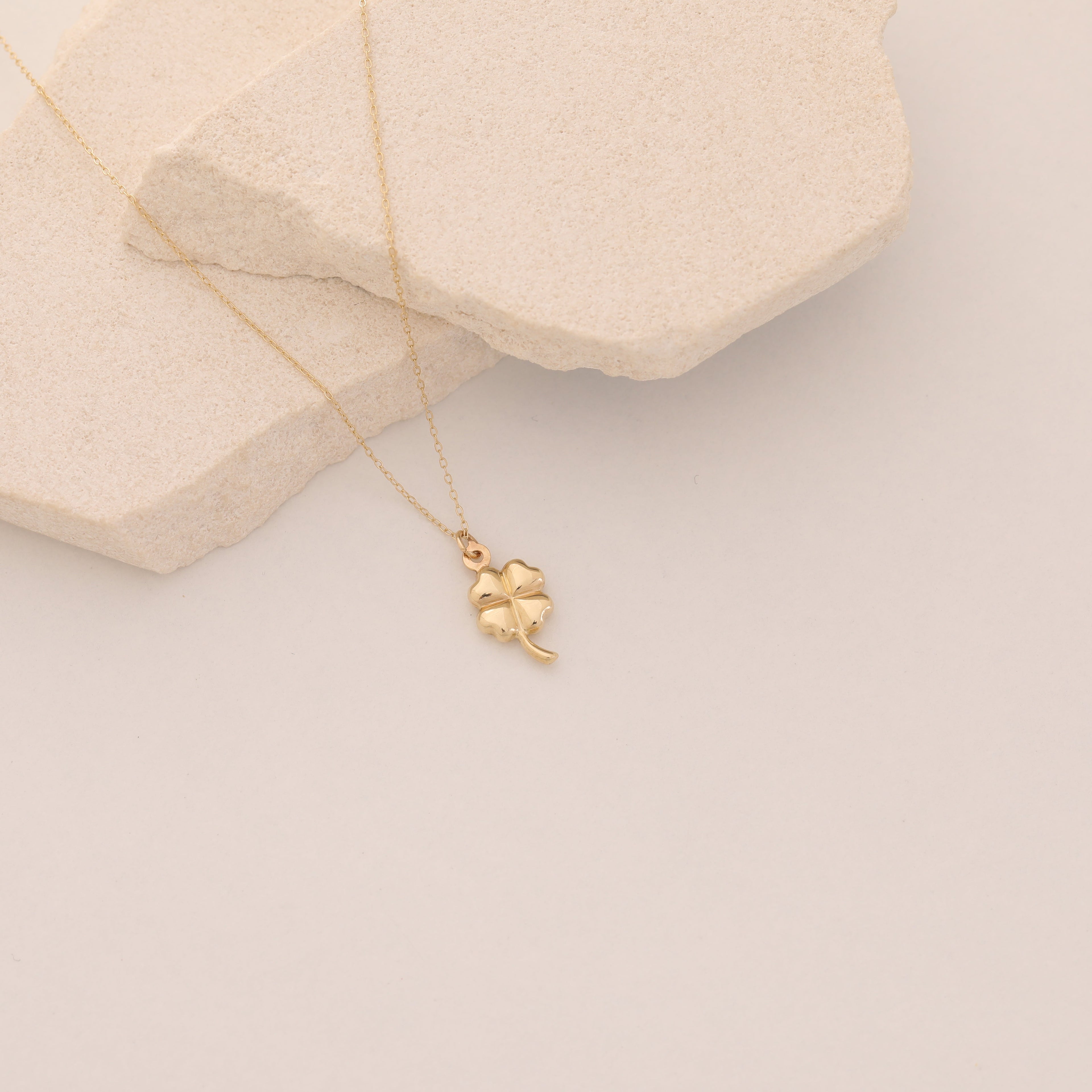 GLÜCKS- KLEEBLATT HALSKETTE | 14K GOLD