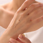 DORICA-KETTE HERZ HANDKETTE | 14K GOLD