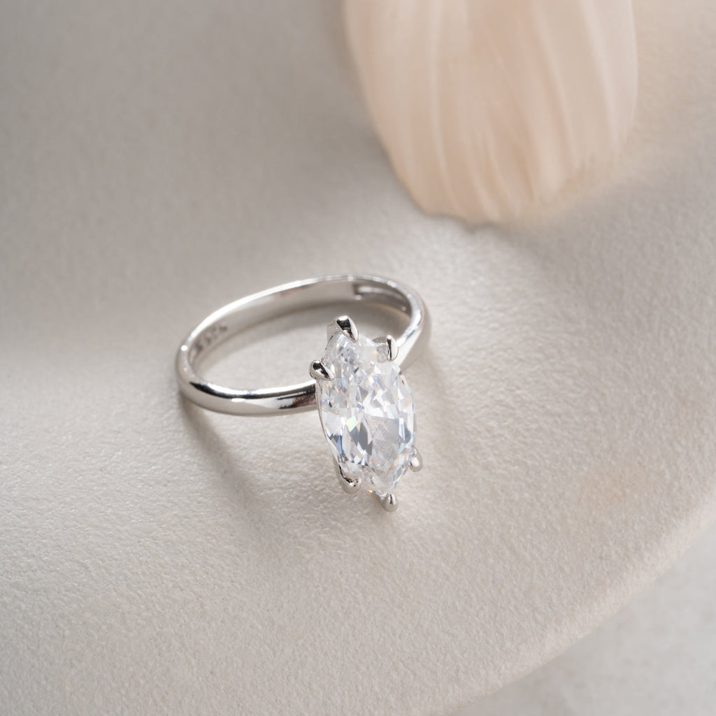 MARQUISE-STEIN RING | 925 SILBER