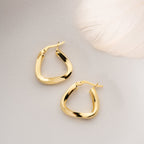 ASYMMETRISCHE SPIRALE GOLD OHRRINGE | 925 SILBER