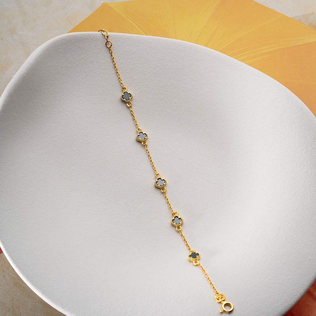 MINIMAL GRÜNER KLEE ARMKETTE aus 925 Silber - Eleganter Halskette - AURIME