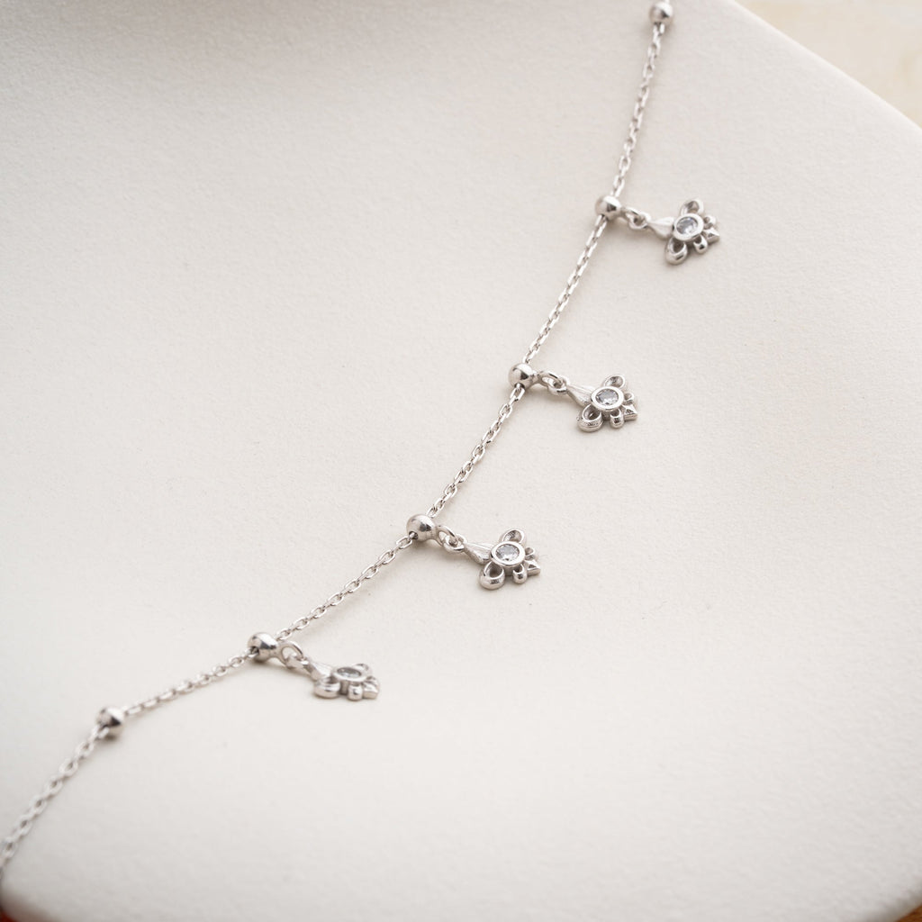 NOVA FUSSKETTE aus 925 Silber - Eleganter Halskette - AURIME