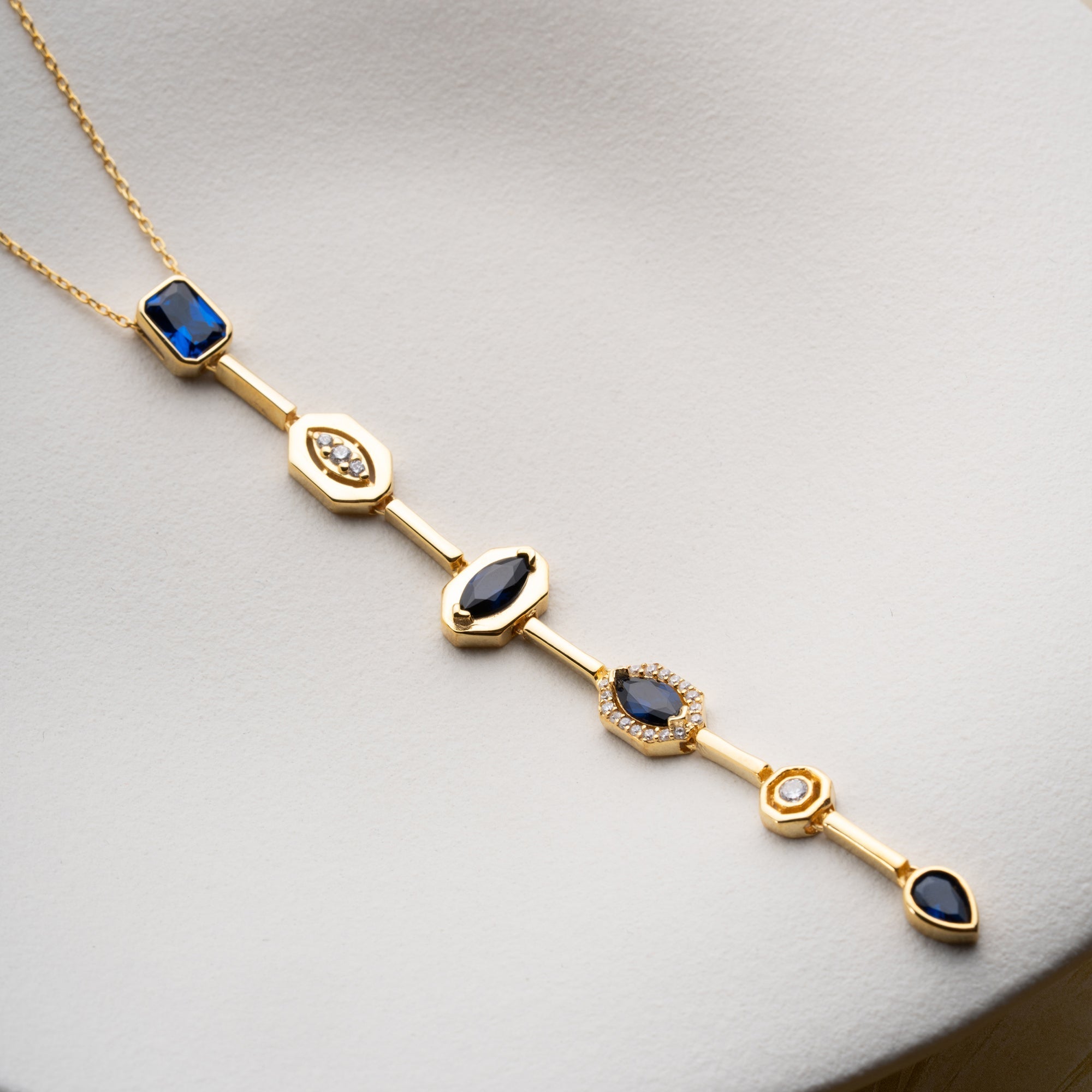 MARI Y KETTE aus 925 Silber - Eleganter Halskette - AURIME