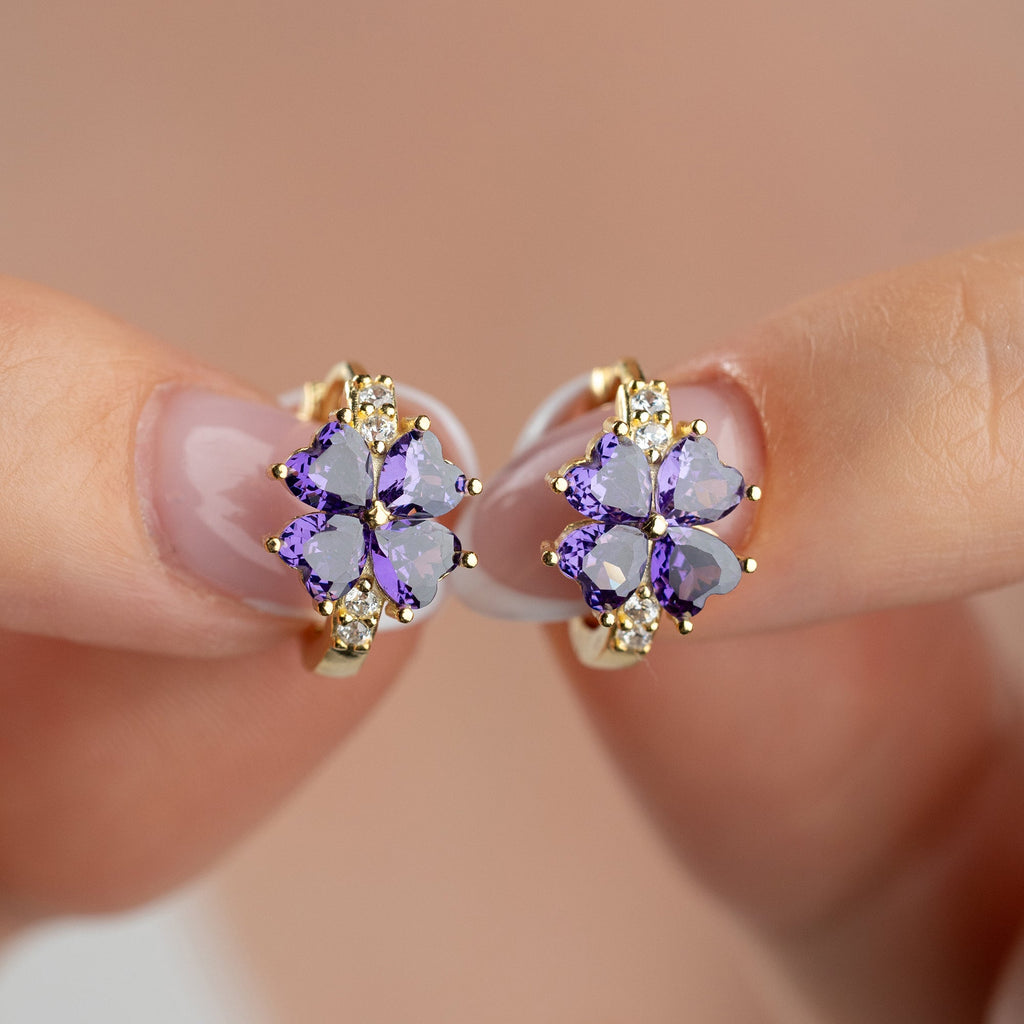 MINIMALISTISCHE BLUME MIT LILA STEIN OHRRINGE | 925 SILBER