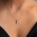AUFKLAPPBARE HALSKETTE MIT ROSA BLÜTENBLÄTTERN HALSKETTE | 925 SILBER
