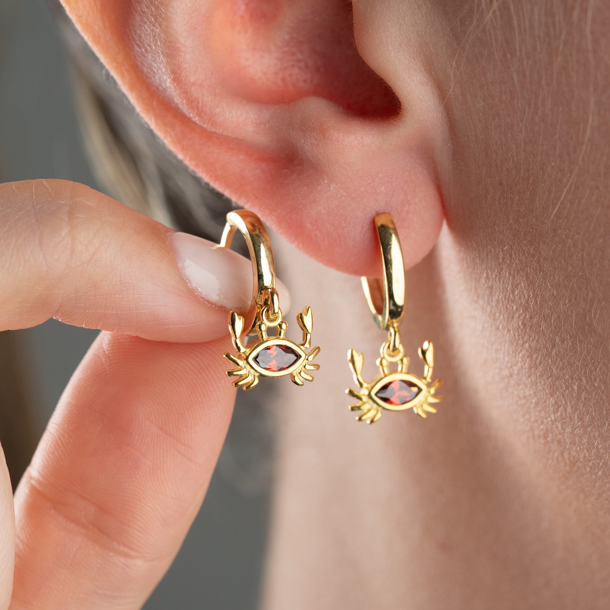 ZIRKONIA KREBS OHRRINGE | 925 SILBER