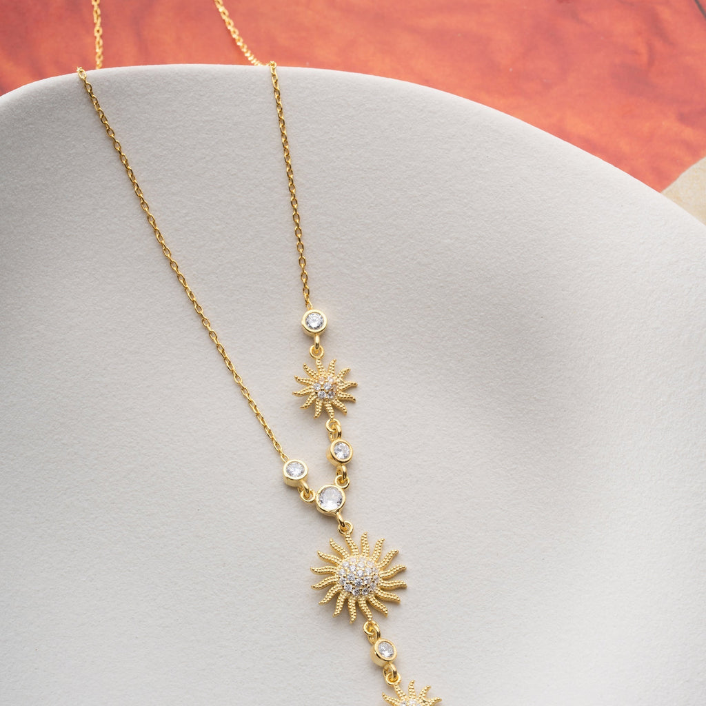 SUN Y KETTE aus 925 Silber - Eleganter Halskette - AURIME