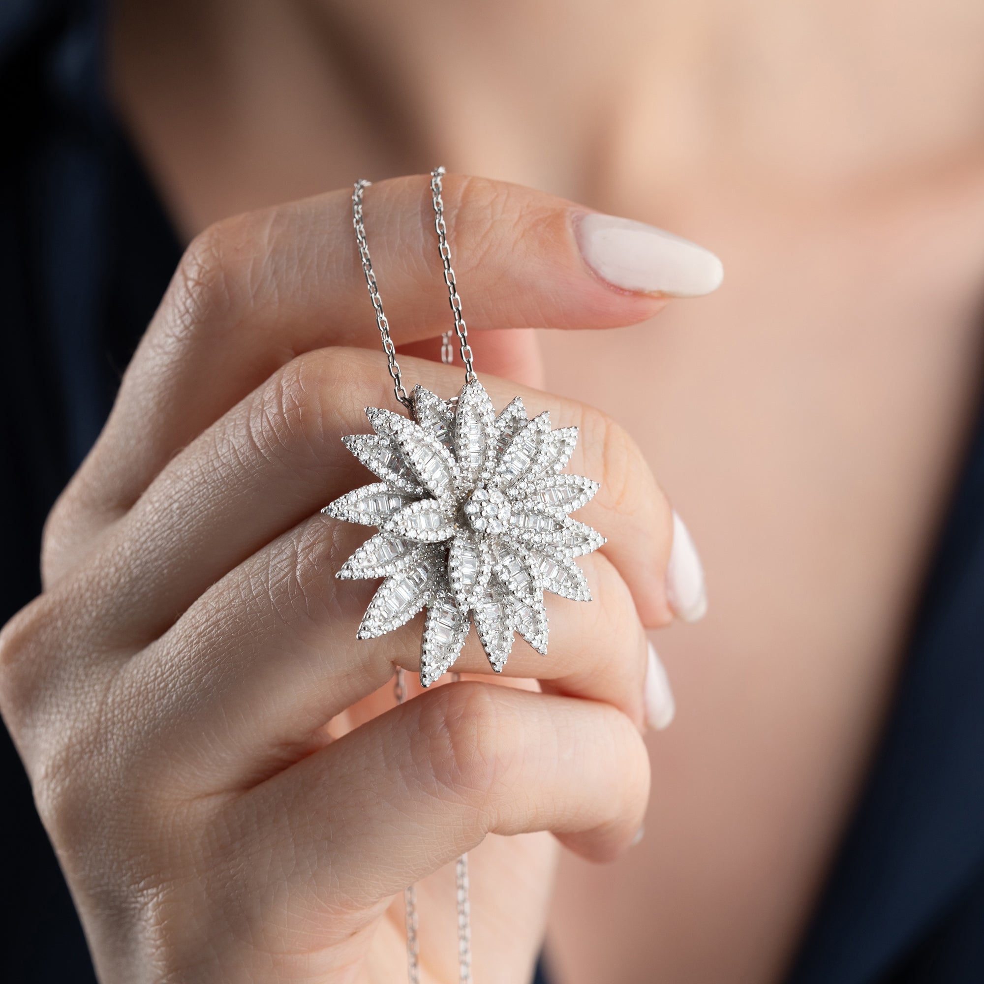 ZIRKONIA LOTUS HALSKETTE | 925 SILBER