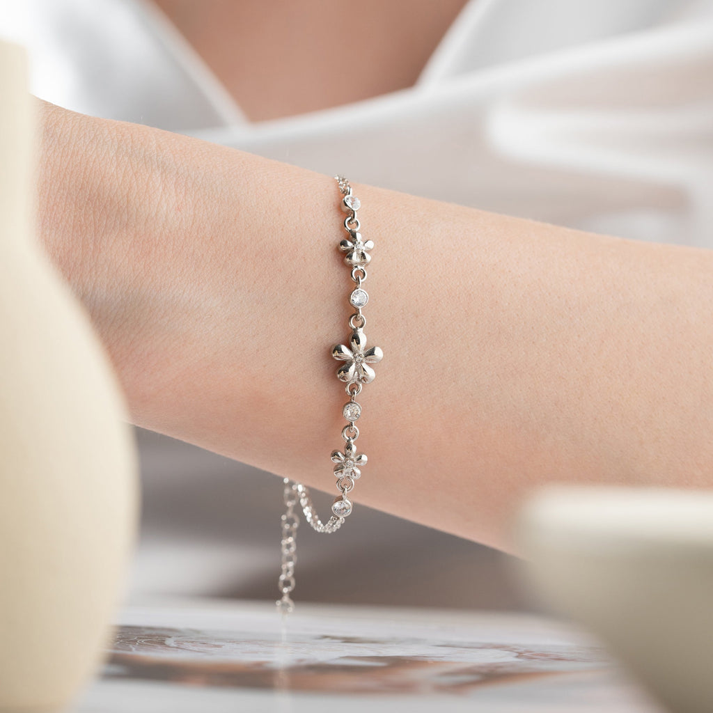 LENNIE DAISY ARMKETTE aus 925 Silber - Eleganter Halskette - AURIME