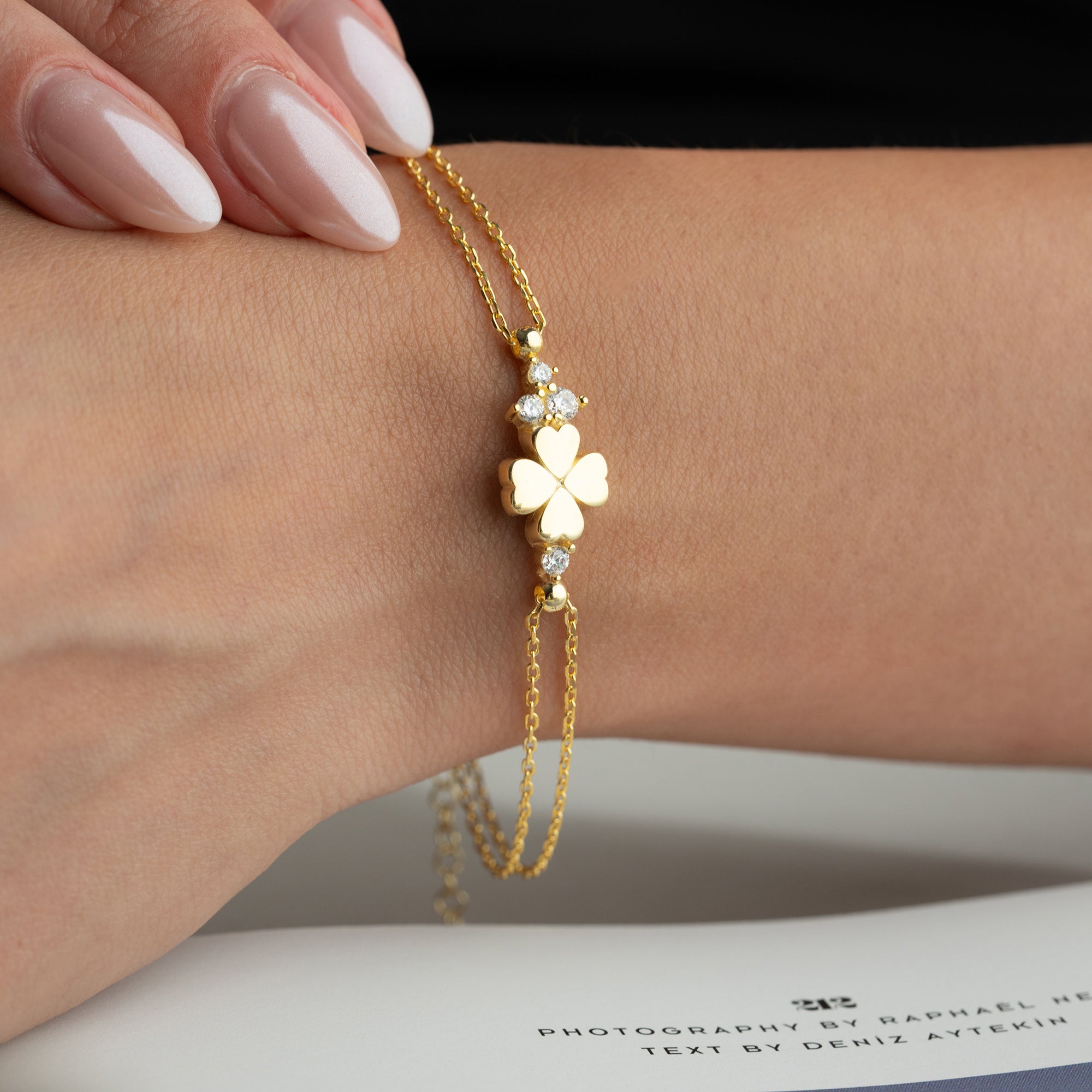 KLEE STONE ARMBAND aus 925 Silber - Eleganter Armband - AURIME
