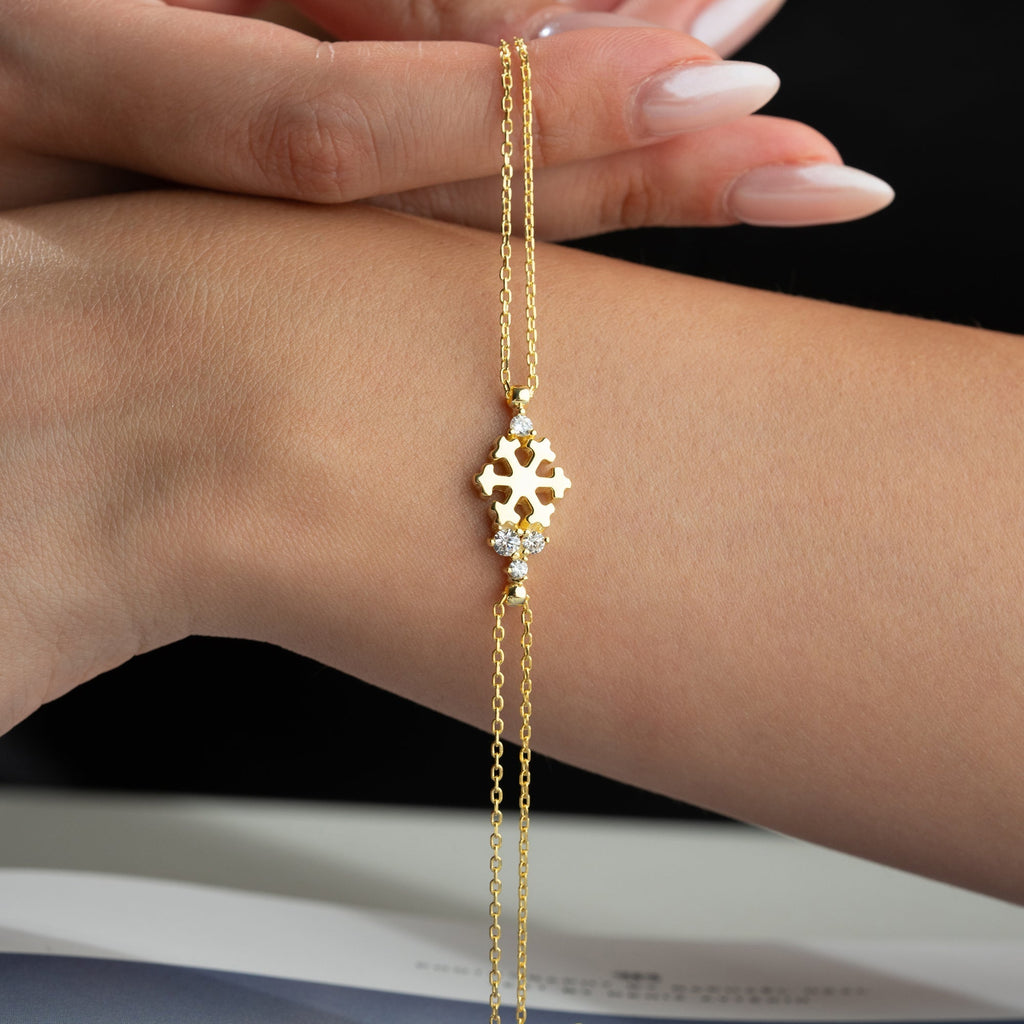 SCHNEEFLOCKE STONE ARMBAND aus 925 Silber - Eleganter Armband - AURIME
