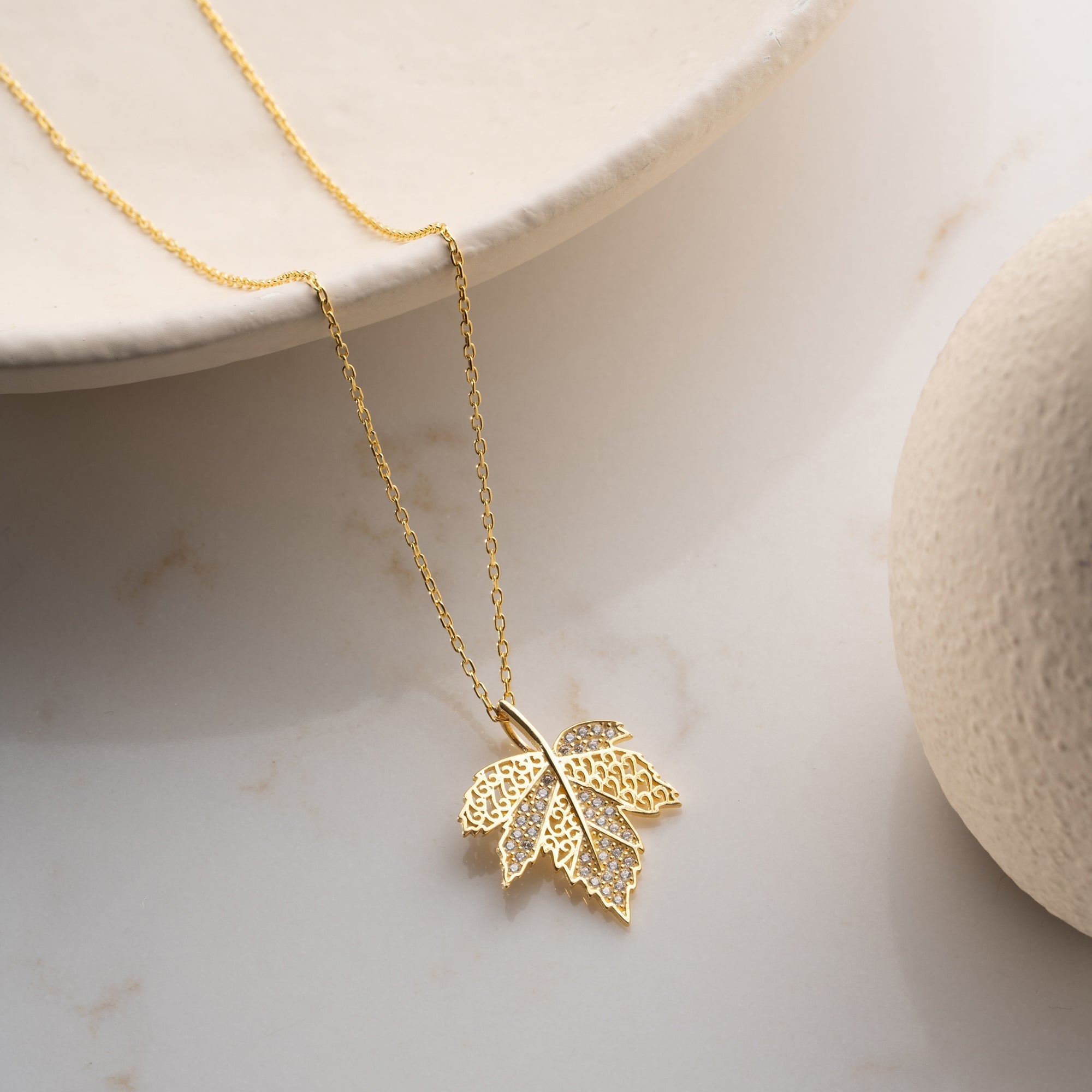 BLATT HALSKETTE aus 925 Silber - Eleganter Halskette - AURIME