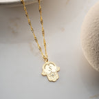 FATIMAS HAND MIT WUNSCHBUCHSTABE aus 925 Silber - Hochwertiger Schmuck - AURIME