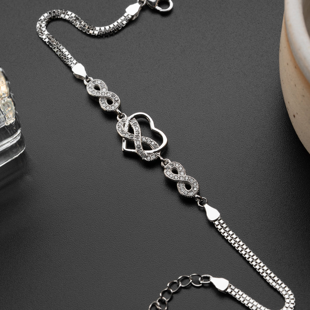 HERZ INFINITY ARMBAND aus 925 Silber - Eleganter Armband - AURIME
