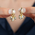 ZERA Ohrringe aus 925 Silber von AURIME, detailreiche Ohrschmuck mit filigranen Designs auf weißem Hintergrund