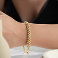 Silbernes DORICA Tricolor Armband von AURIME aus 925er Silber, detailreiche Oberfläche und elegantes Design.