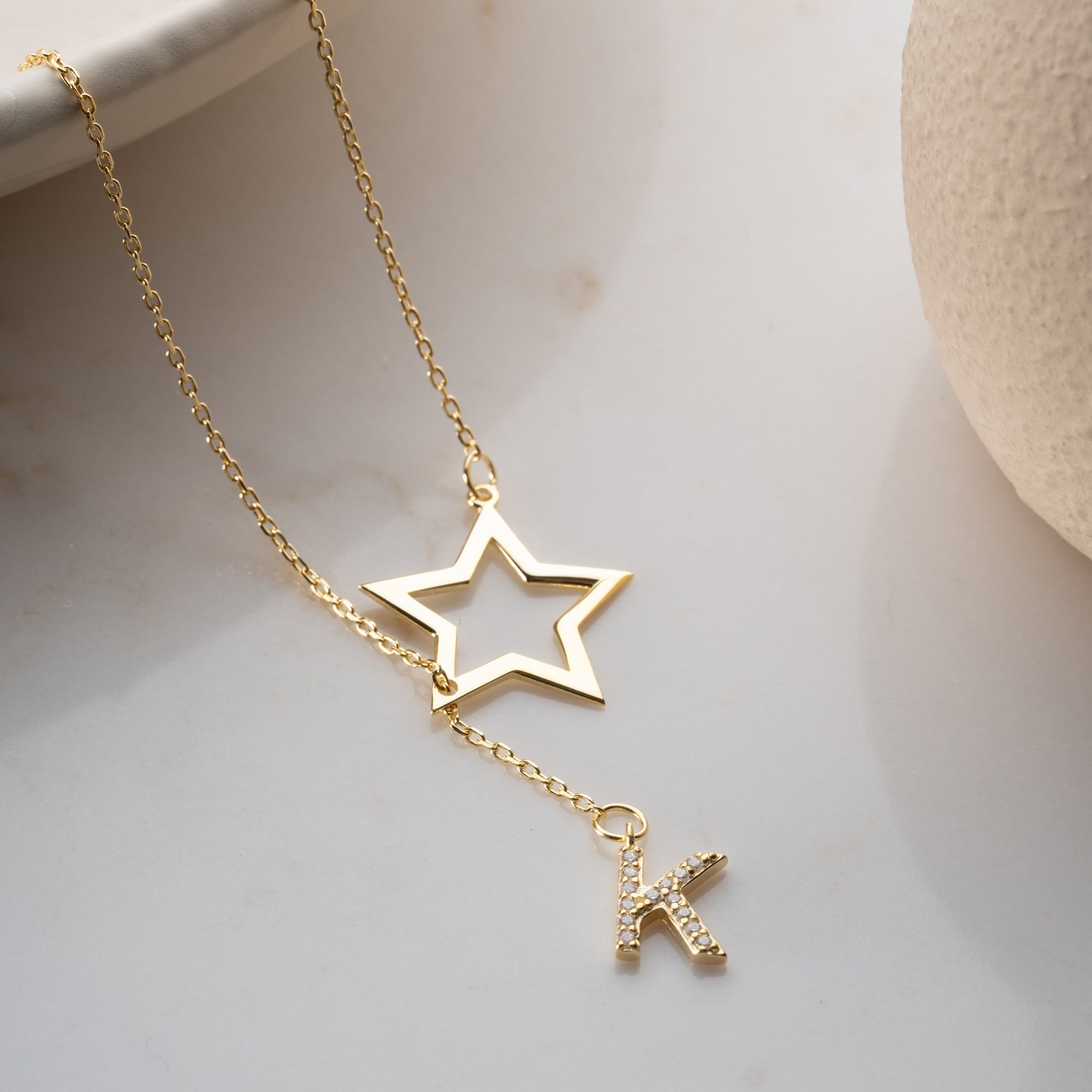 FREISTEHENDE STERN BUCHSTABENKETTE aus 925 Silber - Eleganter Halskette - AURIME